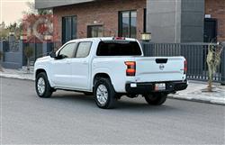 نيسان فرونتر